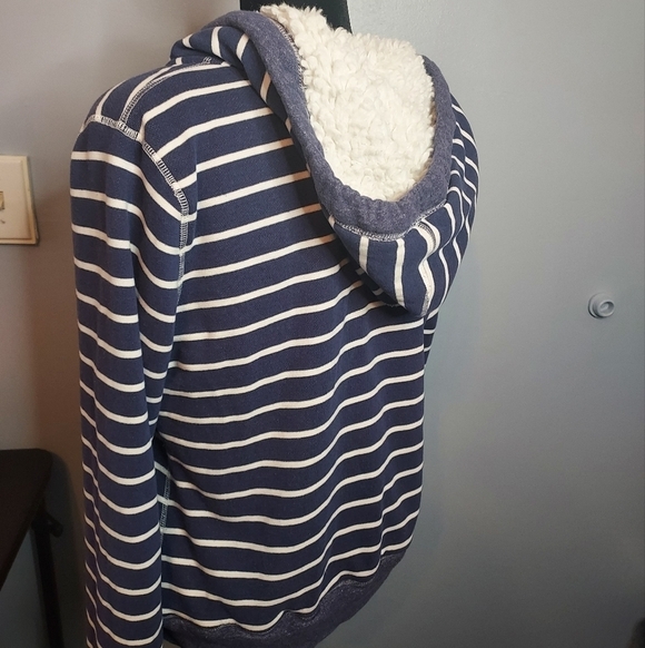 Maurices Size Medium Blue/White Puffy/Thick Jacket - Picture 3 of 8